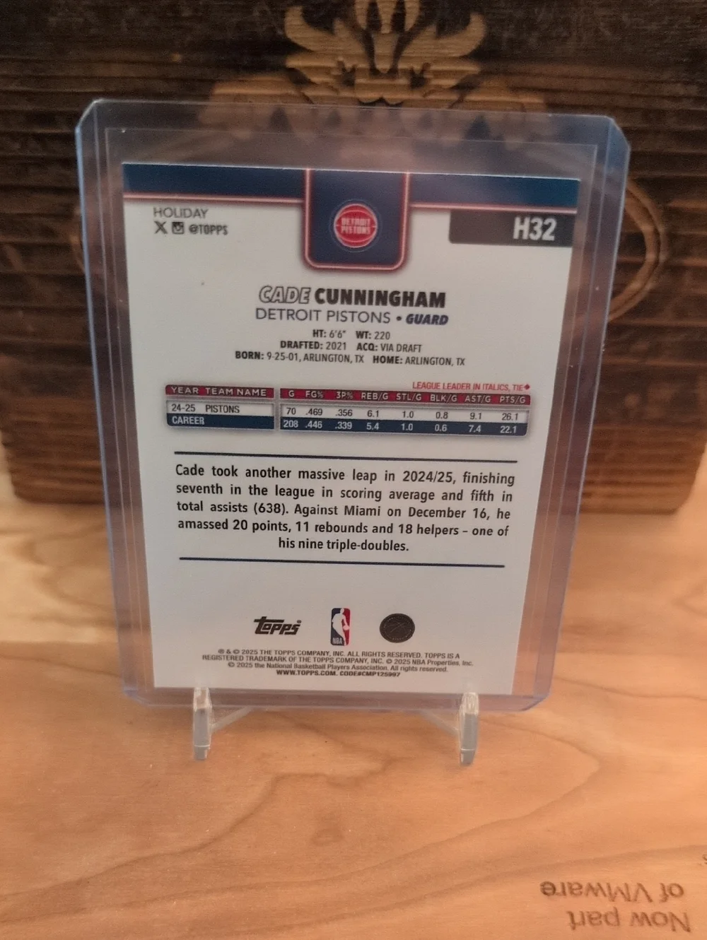 2025-26 Topps Holiday Cade Cunningham Silver Glitter SP Pistons - Picture 2 of 2